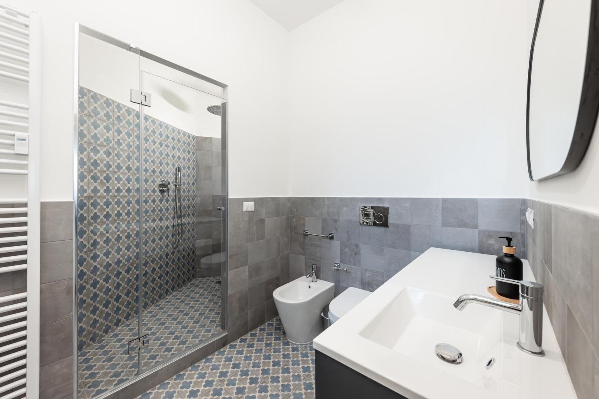 5' From Metro Lima, Design Apartment *